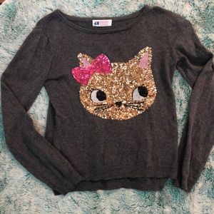 Girls cat shirt.